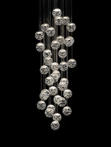 Suspension design pour hall 